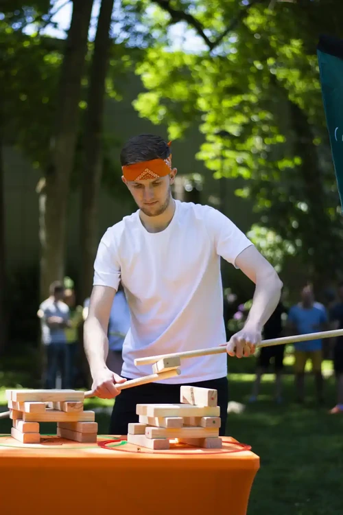 Image secondaire de l'activité