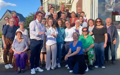 Photo de groupe des membres de l'association